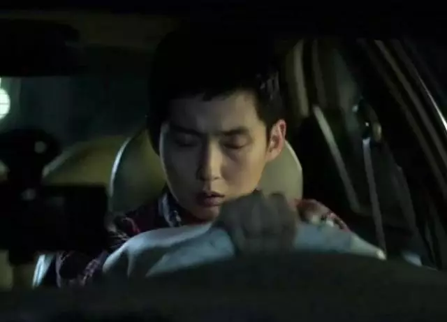 韩国限制级电影《幸福出租车》三个女人和一个