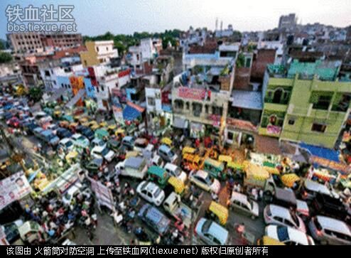 印度又爆发内乱了!印度多地完全瘫痪!(图1) 铁血网提醒您:点击查看大图