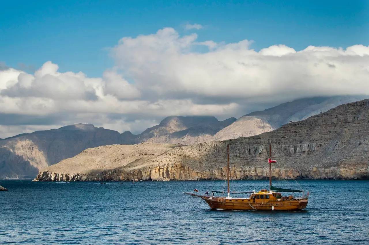 中东旅游热--除了去奢华的迪拜,何不试试冒险圣