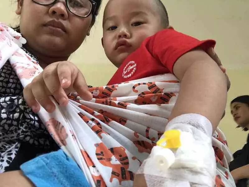 中国赴印员工与印尼妻子婚姻  幼子患癌急需爱心人士救助
