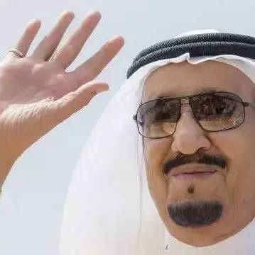 沙特国王在摩洛哥豪掷一亿美金度假后，美滋滋的回家了…