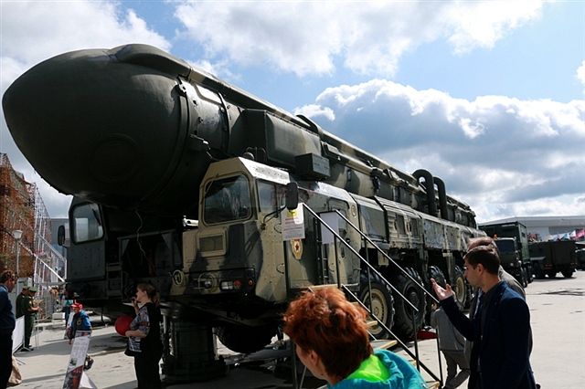 萨沙独家采访莫斯科军队2017军事论坛：吃老本的俄国军工业