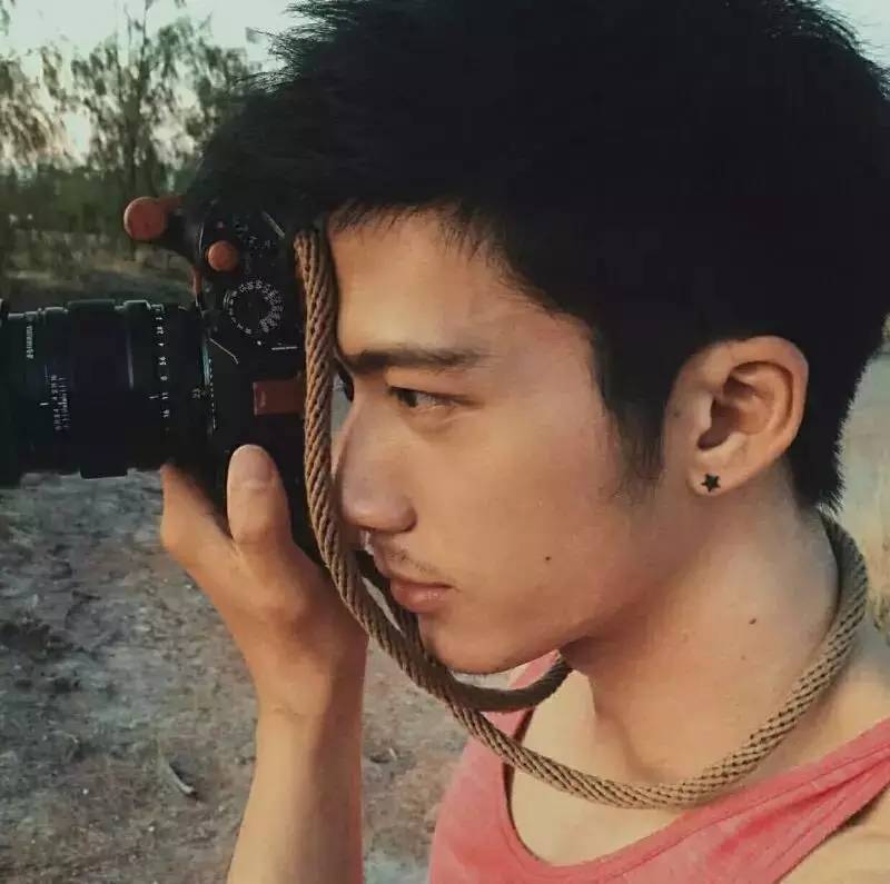 你在如家忘情啪啪，我却在家啃小龙虾