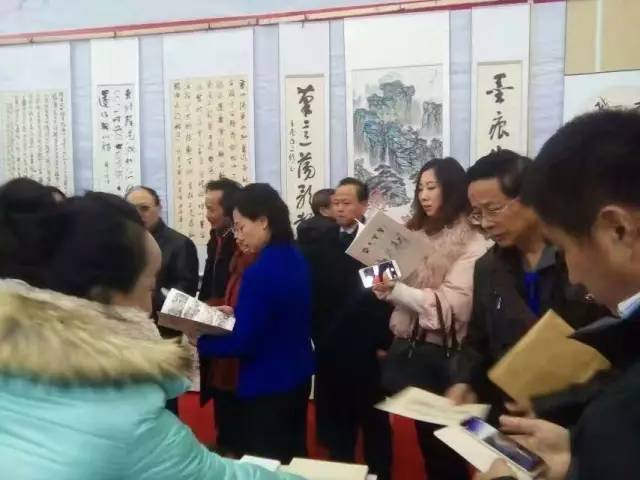 文化惠民消费季来啦！看电影打折、购书订报享财政补贴！