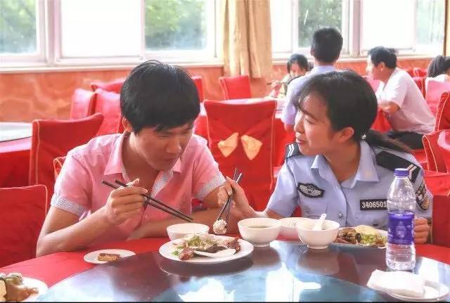 【暖心】一封寄给民警家属的邀请函~