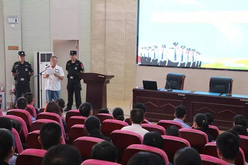 【暖心】一封寄给民警家属的邀请函~