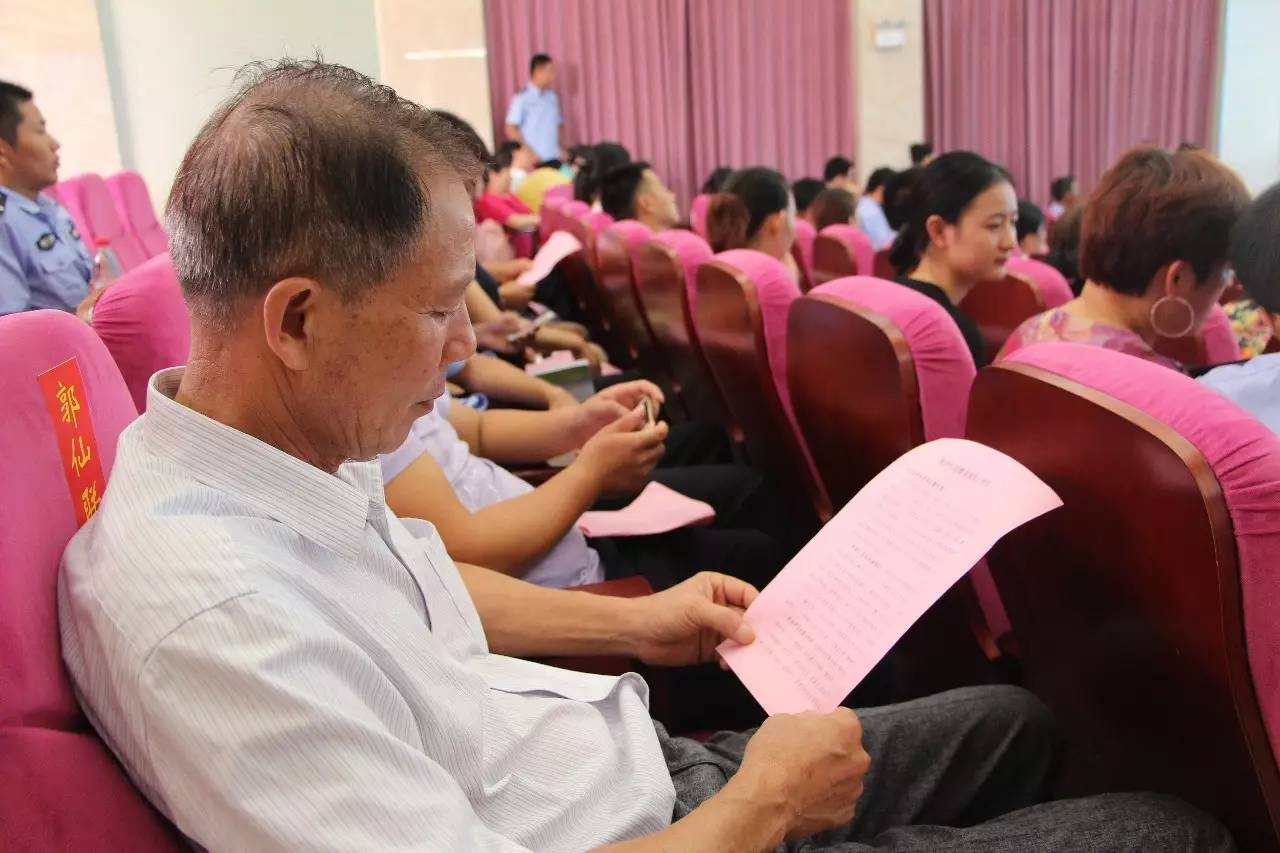 【暖心】一封寄给民警家属的邀请函~