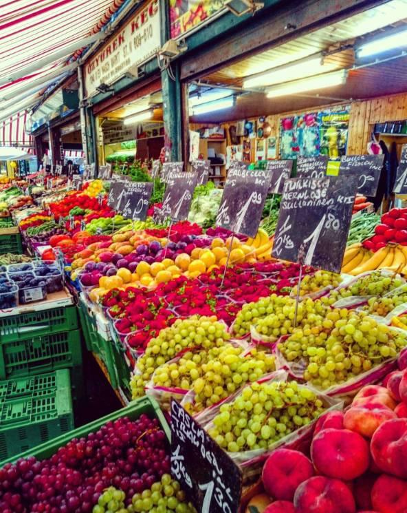 外孙带着北京大爷大妈,探秘维也纳最大菜市场