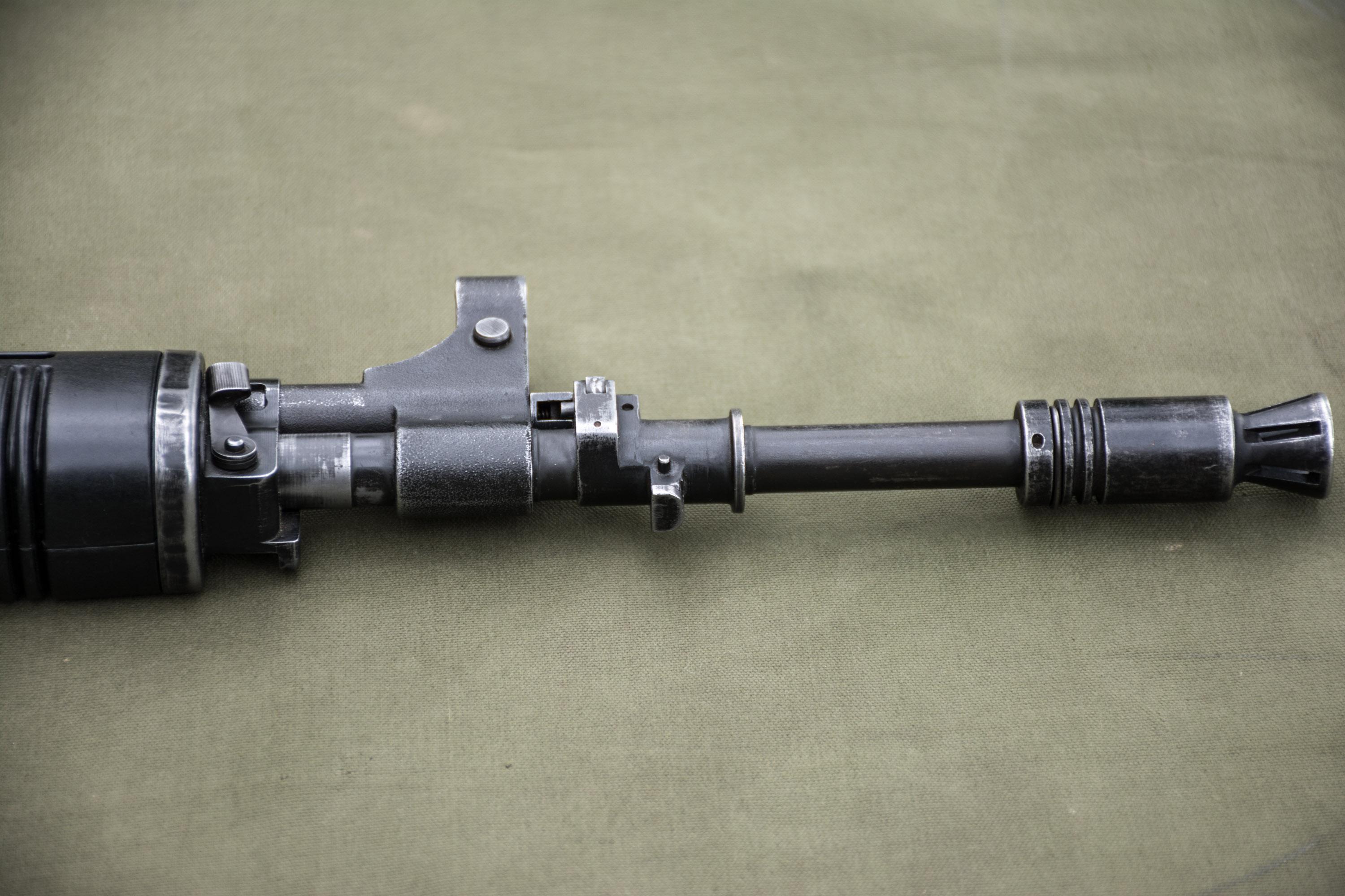 QBZ03式自动步枪图片图片