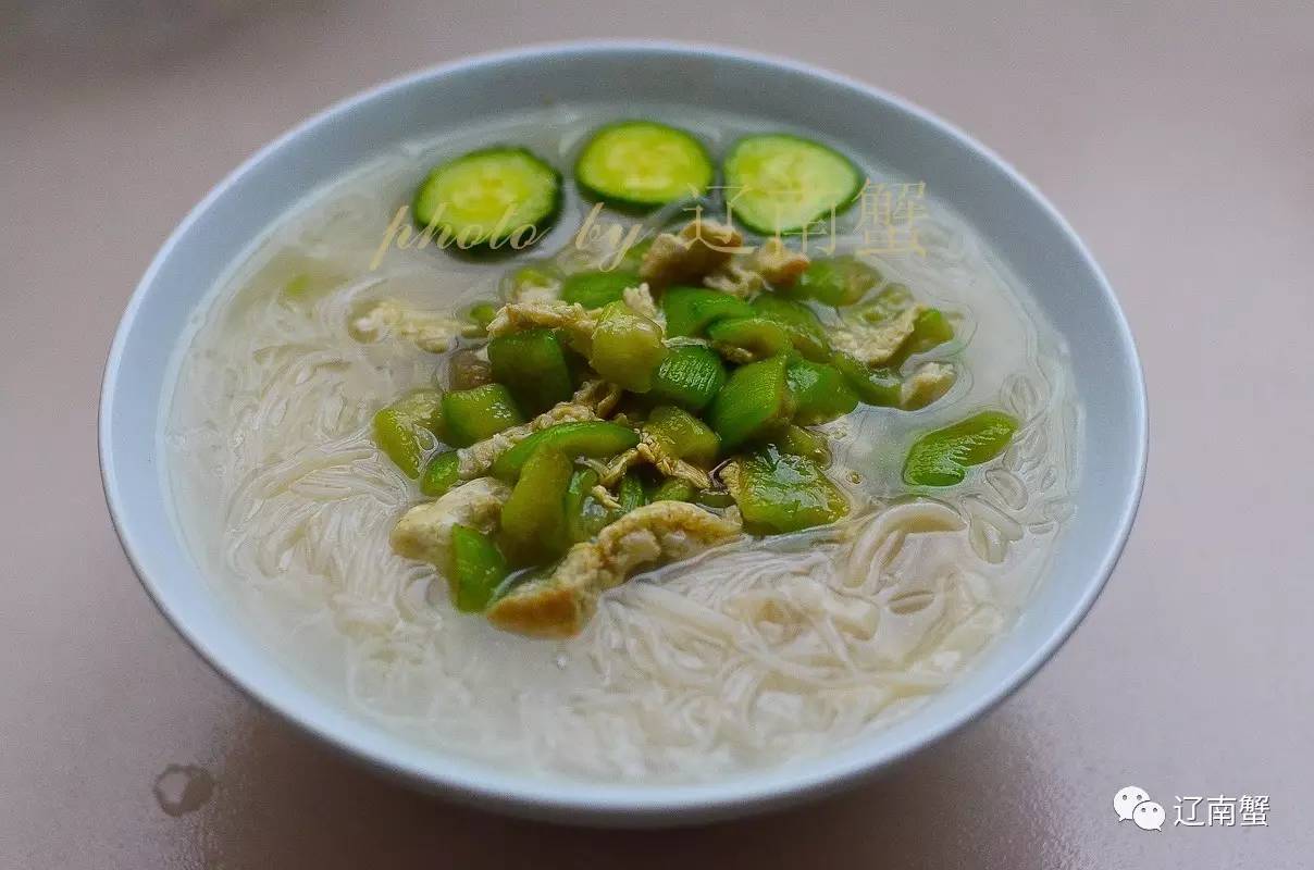 怎样做好吃的丝瓜面 49FA8972562590D9B2DEDB65A585F2C4B77DD696_size78_w1208_h800.jpeg