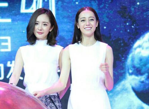 迪丽热巴走上杨幂的老路,她俩的区别就只剩下
