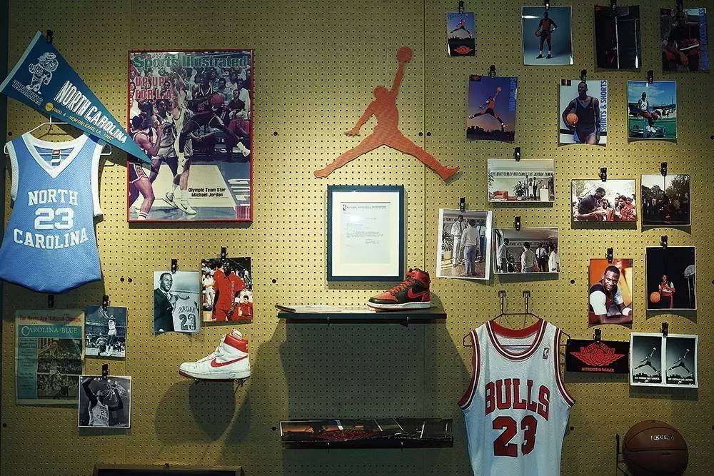 Air Jordan歷史上第一雙正代球鞋