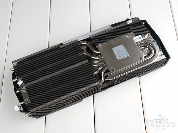 微星GTX1080Ti闪电评测