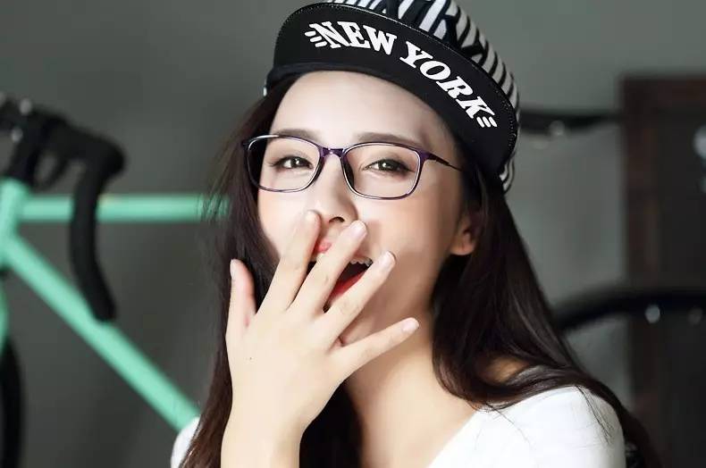 眼镜鼻垫怎么戴,眼镜鼻托垫