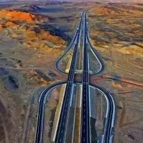 震撼！全世界最美高速公路，刚刚开通，就在中国！