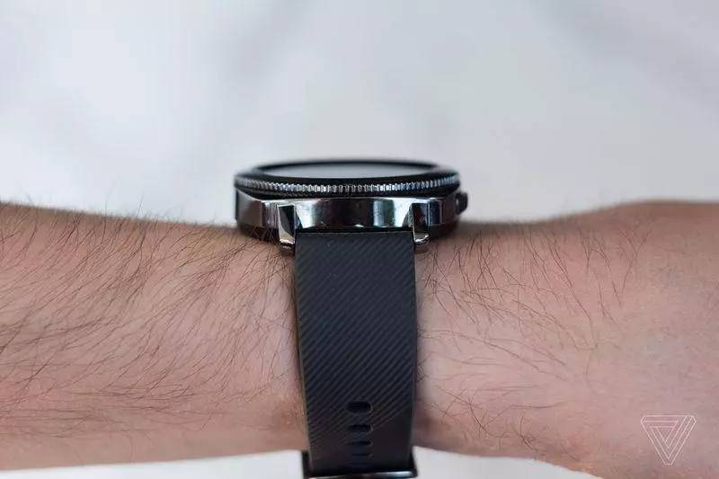 三星發(fā)布 Gear Sport/Fit2 Pro/IconX