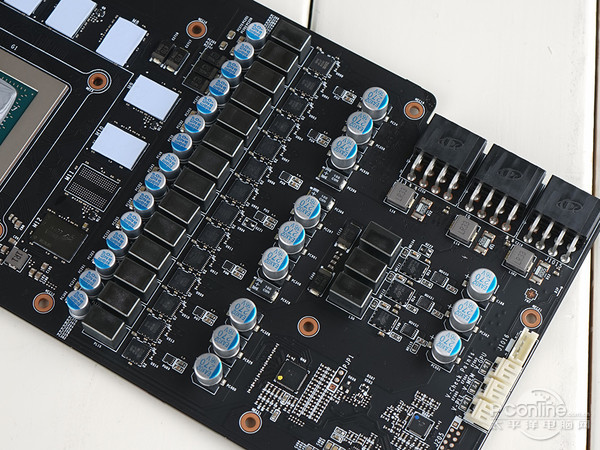 微星GTX1080Ti闪电评测