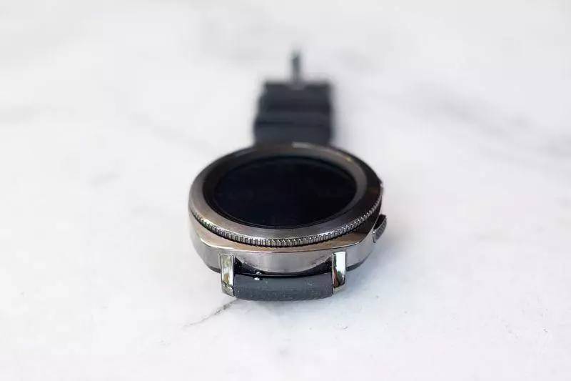 三星發(fā)布 Gear Sport/Fit2 Pro/IconX