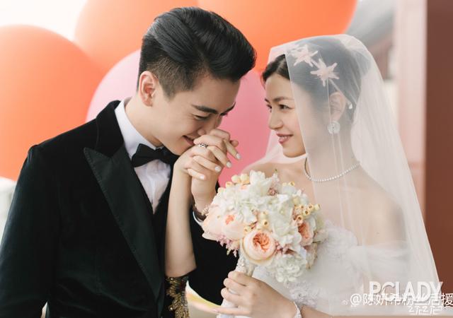 看了陈妍希的脸,你就明白为什么陈晓那么爱她