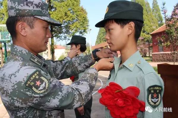 曾经"不当兵后悔一辈子—只因这面"八一"军旗 曾经"