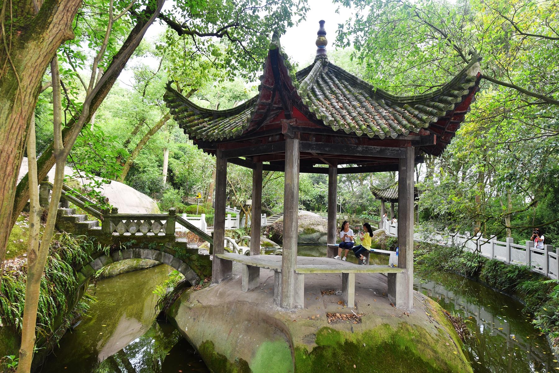 北大还早18年,建在石头上国内唯一收费参观的