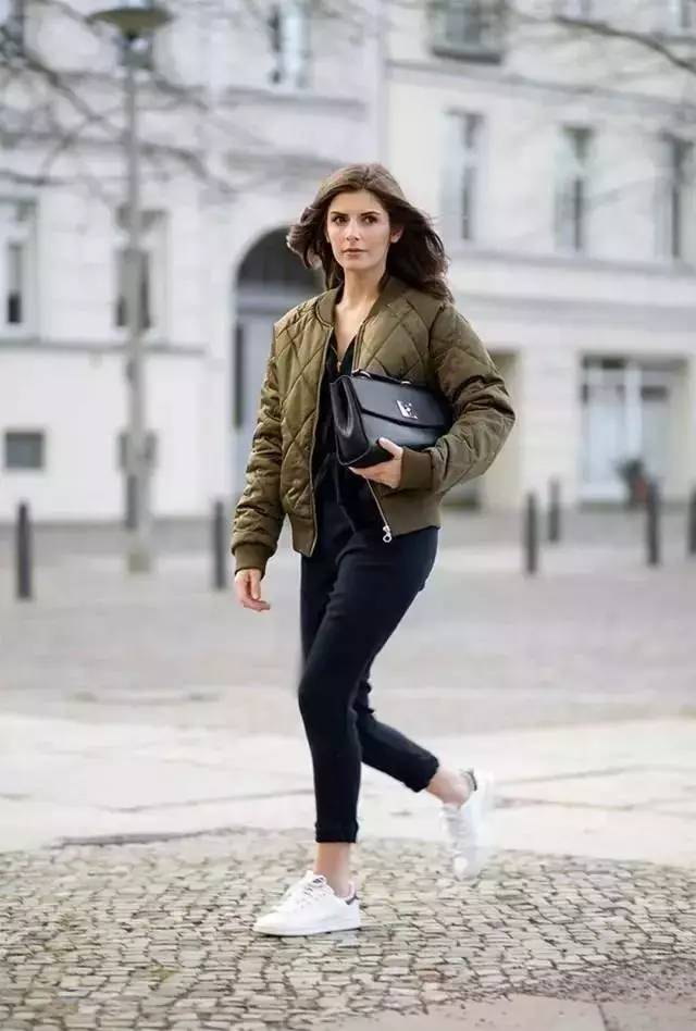 6BE6B9E85C143752943108CC716E5D081135A5DD_size55_w640_h948.jpeg