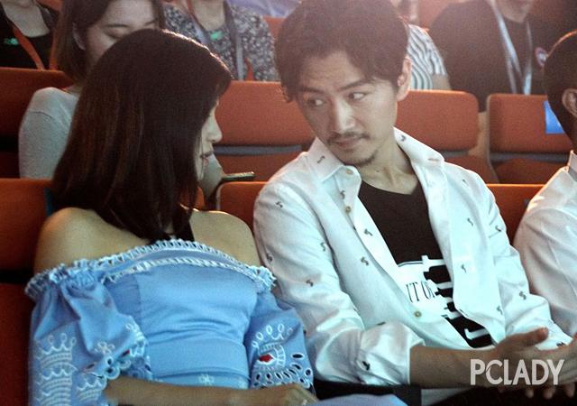 看了陈妍希的脸,你就明白为什么陈晓那么爱她