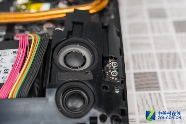 十热管风冷旗帜 微星GT75VR旗舰本评测