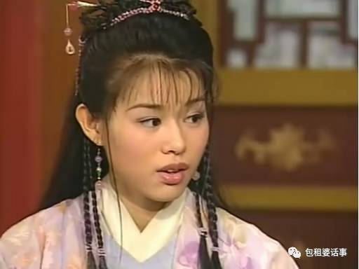 胡杏儿演美女长得丑?最丑港姐胡杏儿龅牙怎么整的整容前后照片