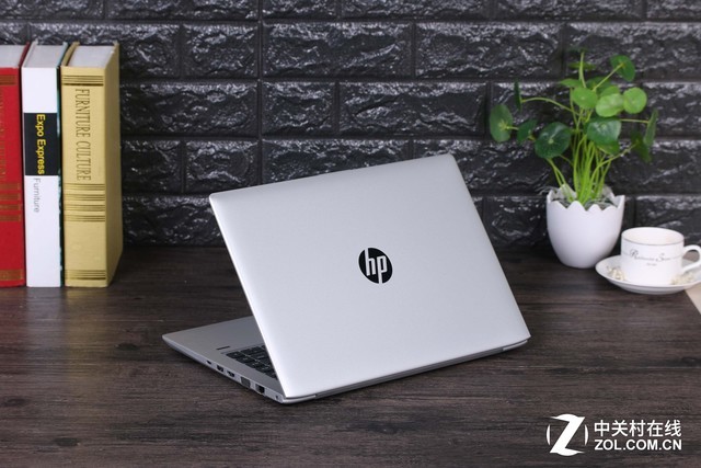 MX150配满血8代酷睿 惠普战66笔电评测 