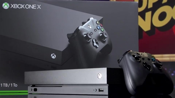 地球最强游戏机！Xbox One X零售版开箱：3400元
