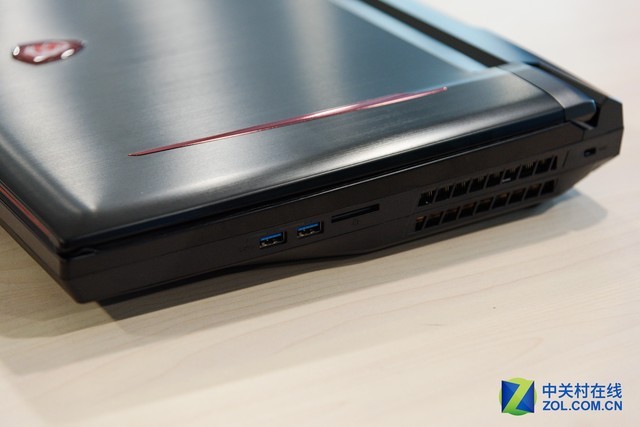 十热管风冷旗帜 微星GT75VR旗舰本评测