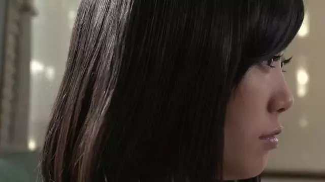 韩国电影《交换的温柔2》漂亮妻子被别的男人