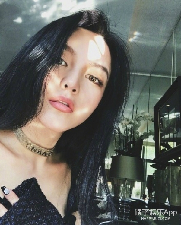 周杰伦吴亦凡电竞PK 周扬青回应整容传言