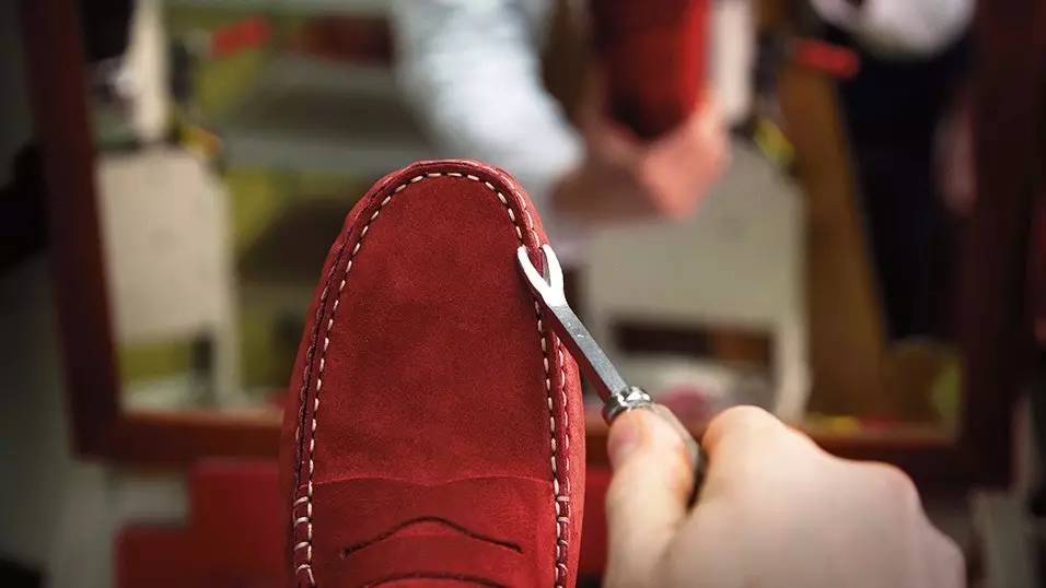 豆豆鞋是什么人穿的 7999BB03DECE590CEFAD3C9F00AF24C9F79876A1_size35_w956_h538.jpeg