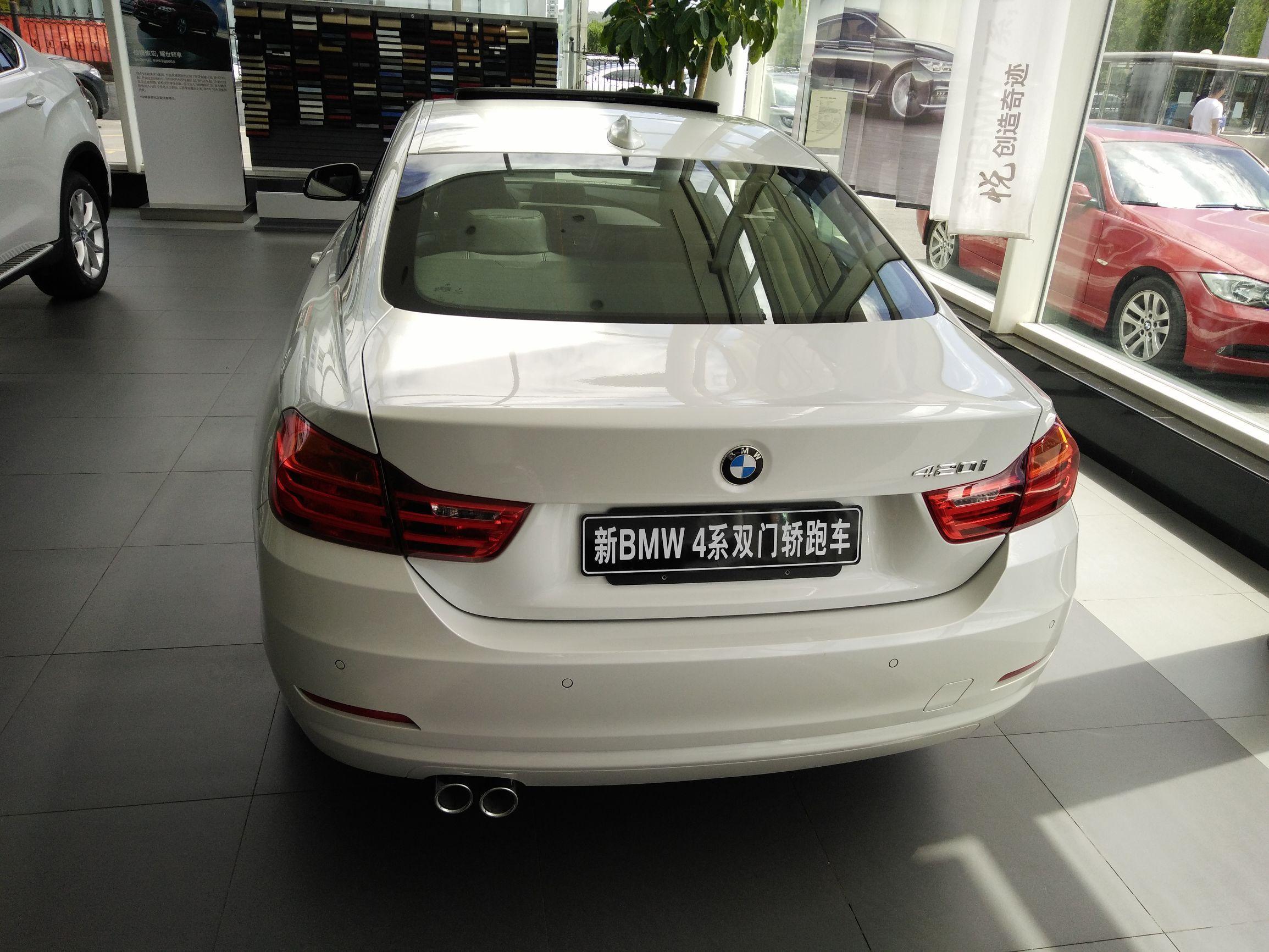 喜欢双门轿跑的朋友们,可以看看这台宝马420i,双门的