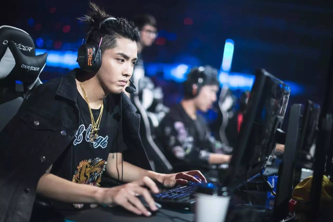 电竞也搞主客场,英雄联盟的第6年决定向体育产业靠拢!