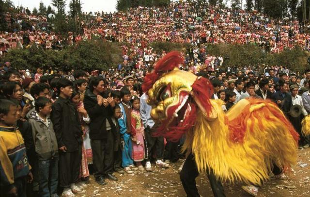 令人留恋的云南文山花山节