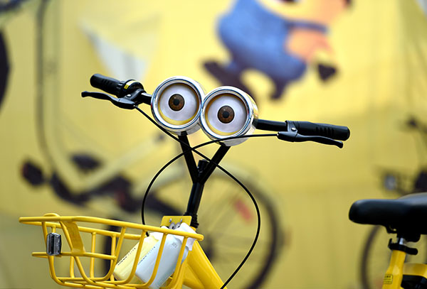 图说|共享面面观:单车方兴未艾,马扎雨伞也赶