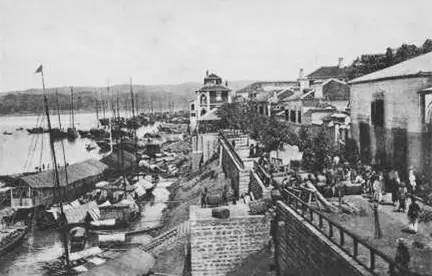 比敦刻尔克更艰苦，比诺兰版更气吞山河:宜昌大撤退