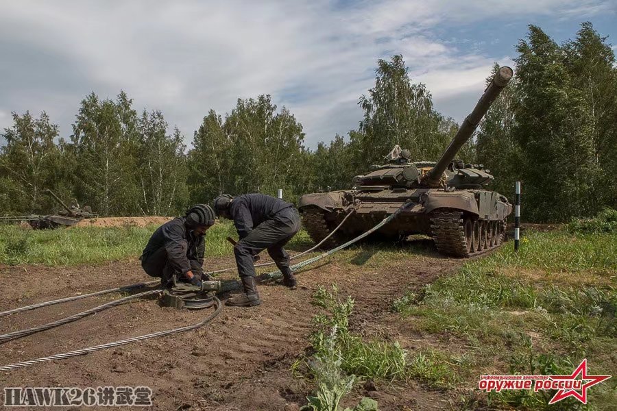 修理营 军事比赛:BREM-1装甲抢救车显身手