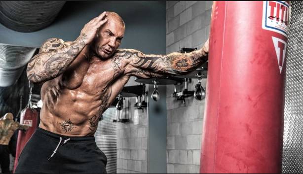 他是银河系里的霸道暖男,也是WWE里的最强野