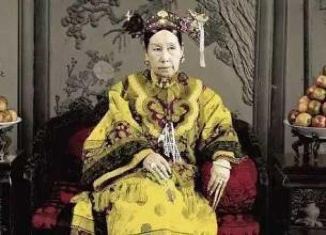 《那年花开月正圆》历史上真实的周莹:慈禧干女儿