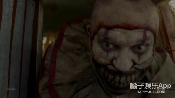 《美国恐怖故事》第七季测评:有密集恐惧症的观众最好还是别看