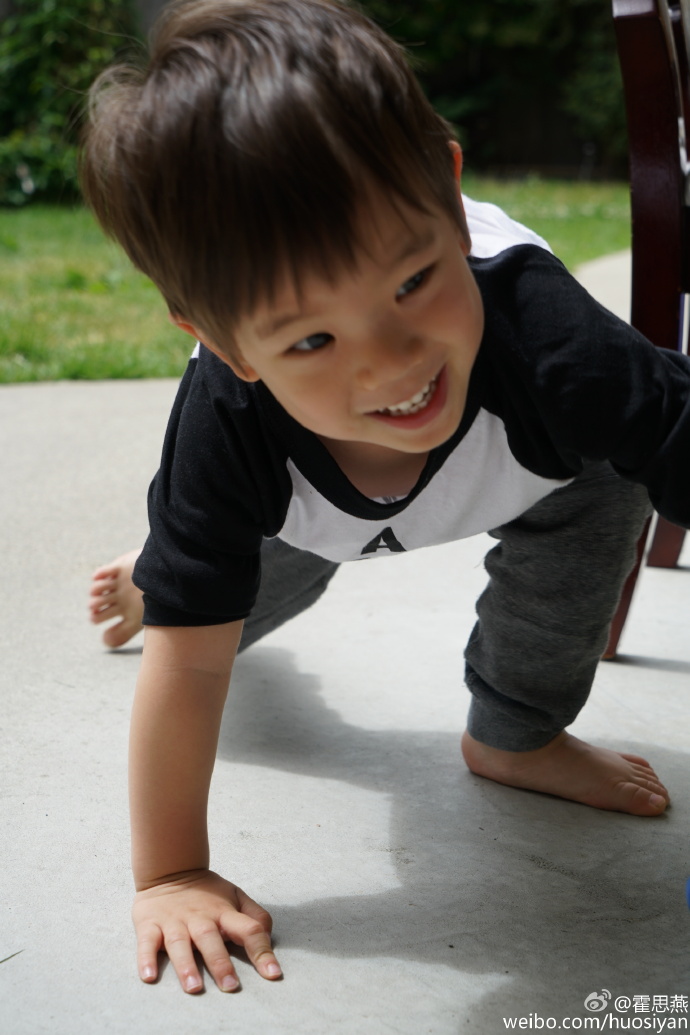 4923db2bgw1f4kqh0euphj221s32oqv5