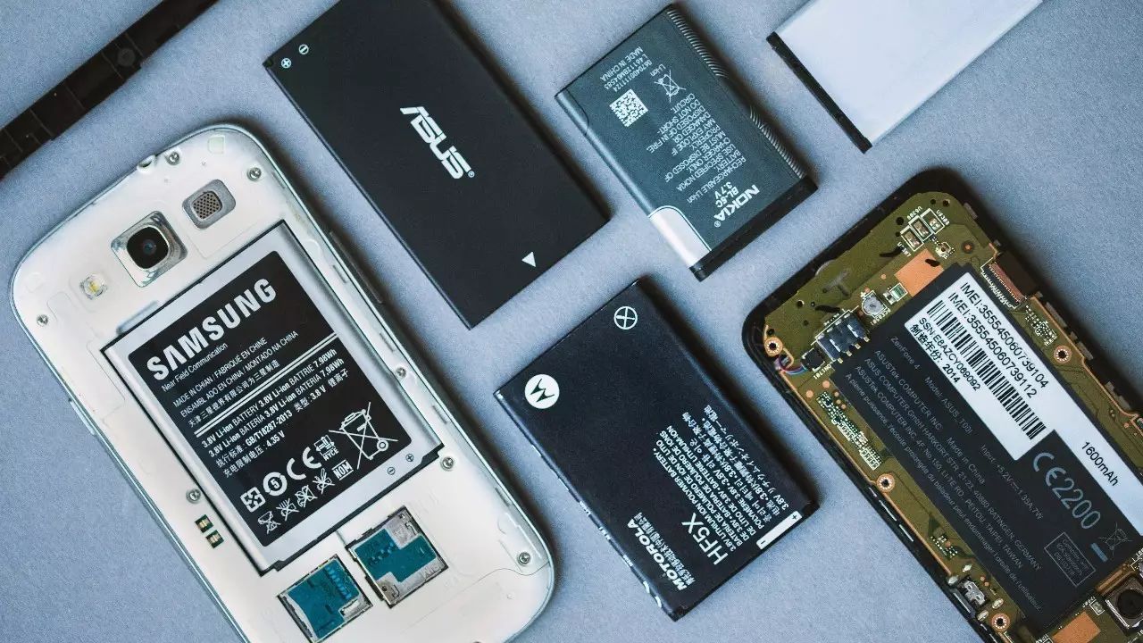 手机电池容量排行榜揭晓:苹果倒数第一,第一名