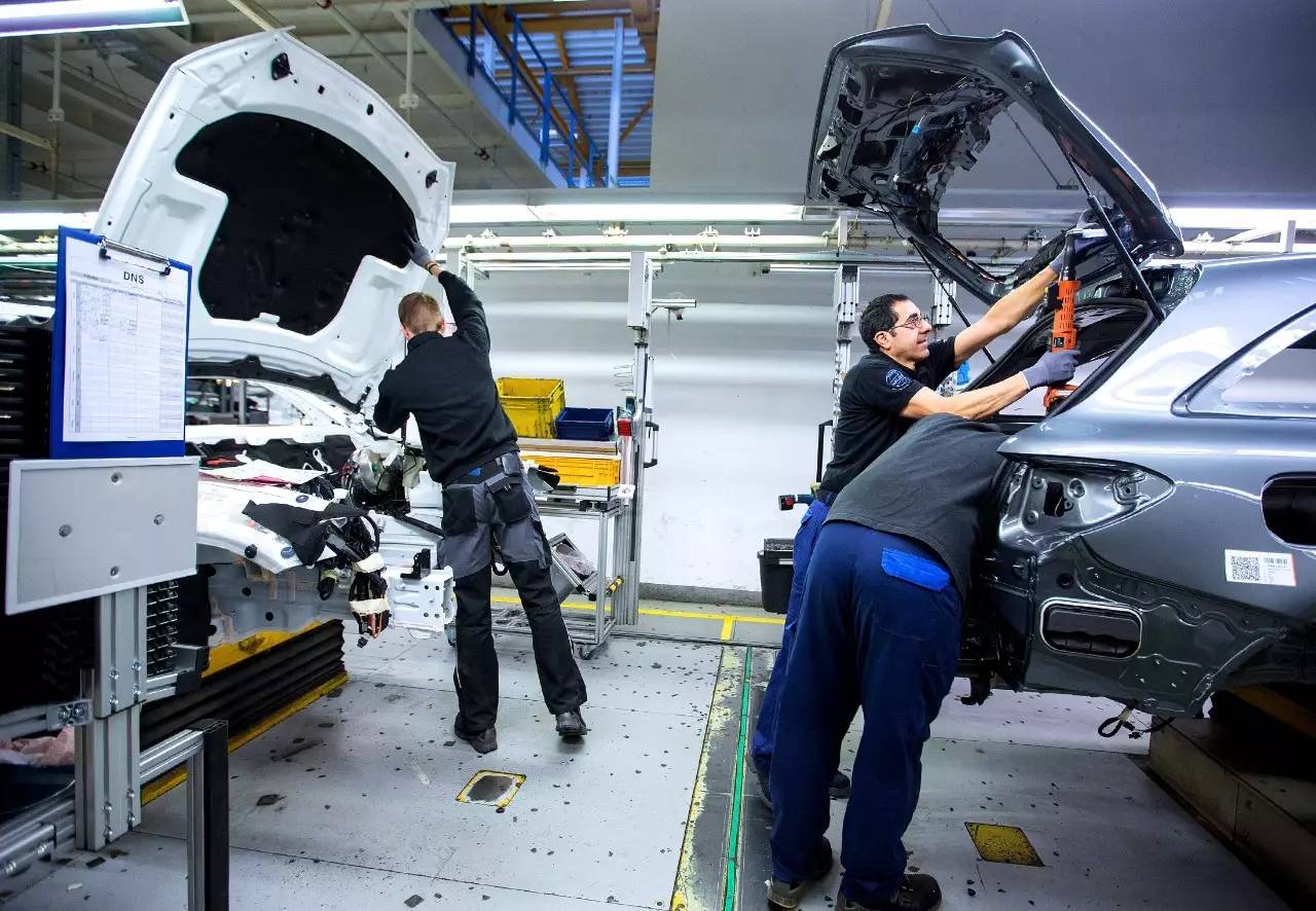 挥之不去的汽车丑闻，让德国经济何去何从?_凤凰资讯