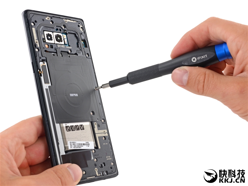 三星Galaxy Note 8详尽拆解：维修界的灾难