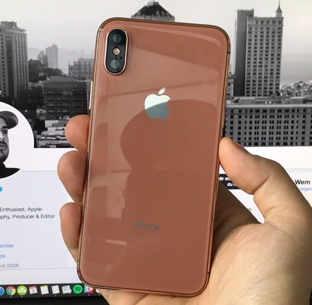 疑似iPhone8铭牌曝光:看来名字没跑了 