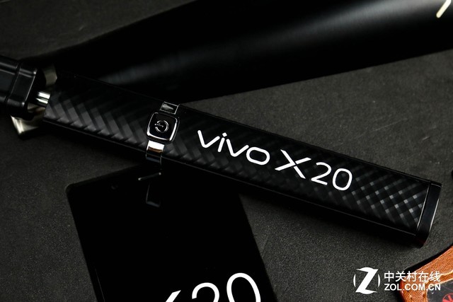 火星新物种 vivo X20超级装备正式亮相 